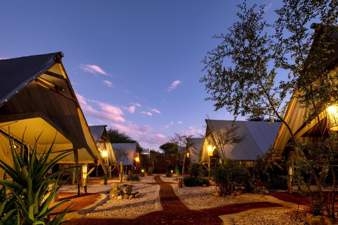 Urban Camp Otel Windhoek Dış mekan fotoğraf