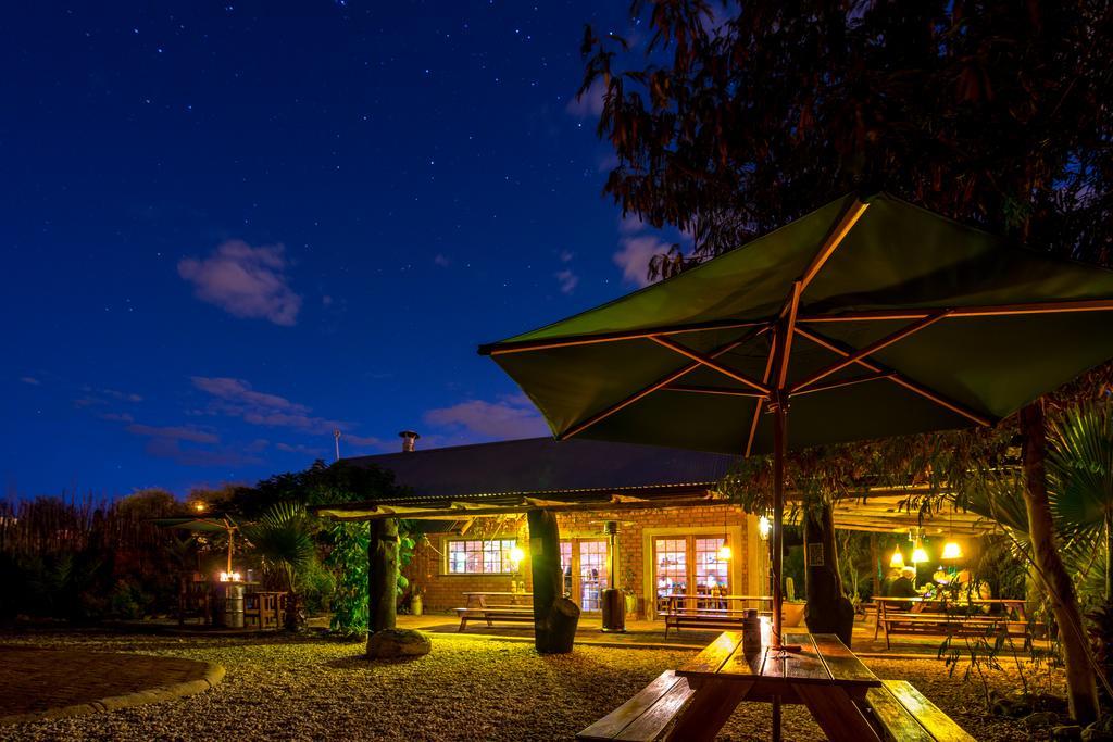 Urban Camp Otel Windhoek Dış mekan fotoğraf